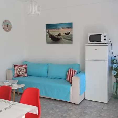 Marina 1 شقة أسبروبالتا